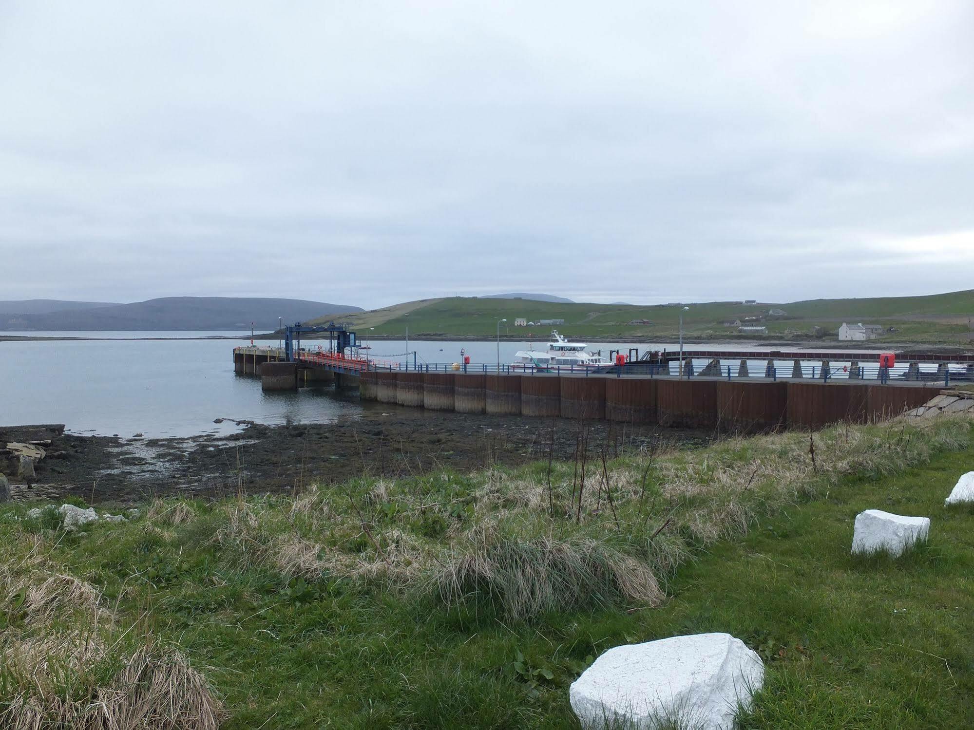 Orkneylodge Orphir  Bagian luar foto